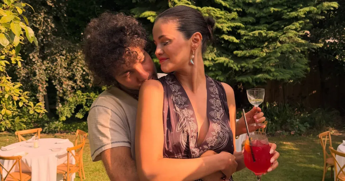 Benny Blanco dan Selena Gomez (3)