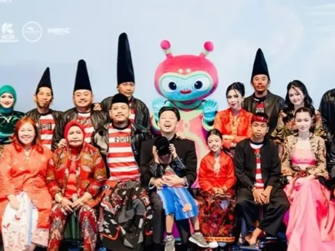 Cast dan tim produksi film Foufo