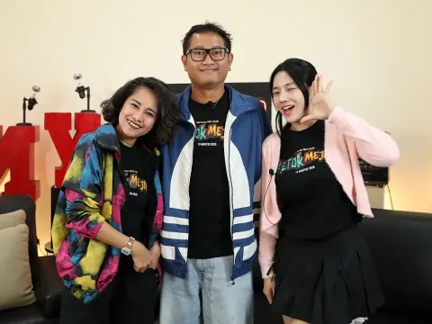 Chika Waode_Sutradara Yogi S Calam dan Berlliana Lovell_Foto Reza Wibisono