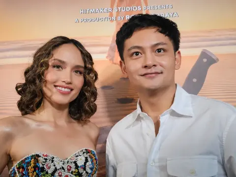 Cinta Laura dan Randy Martin
