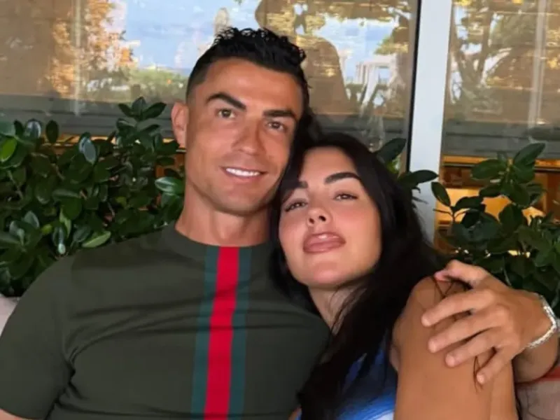 Cristiano Ronaldo dan Georgina Rodriguez (1)