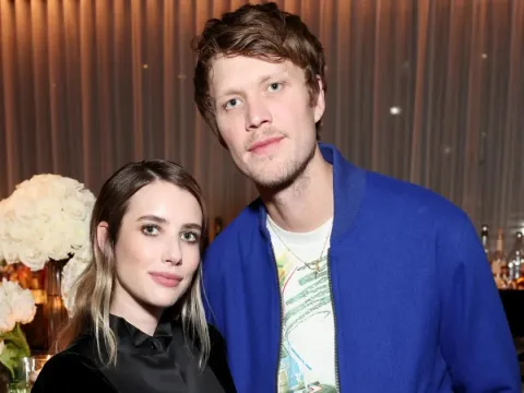 Emma roberts cody john