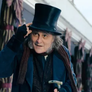 Johnny depp ebenezer scrooge