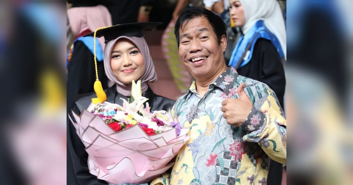 Komedian Temon Meninggal