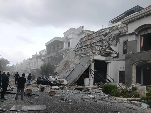 Ledakan di Kompleks Grand Polonia Kota Medan