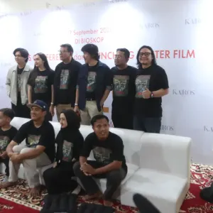 Para cast film Istimewa