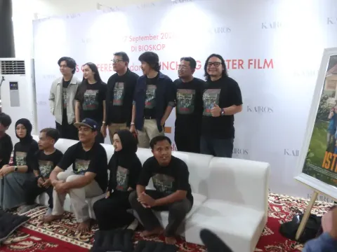 Para cast film Istimewa