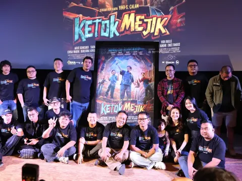 Peluncuran trailer dan poster film Ketok Mejik