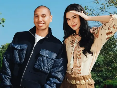 Rayi Putra dan Mikha Tambayong Rayi Putra dan Mikha Tambayong