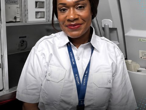 Wanita Papua Pilot