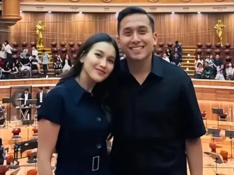 Ayu ting ting kevin gusnadi