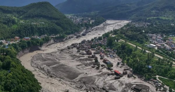 Banjir Bandang Nepal Tibet Tewaskan Ratusan Orang