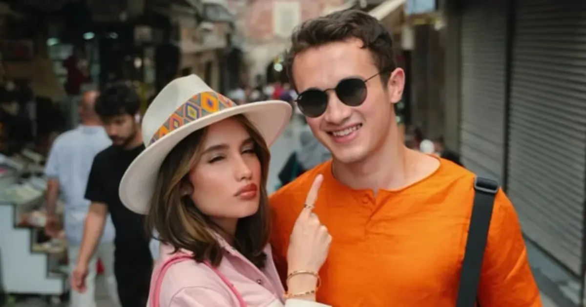 Cinta Laura dan Arya Vasco