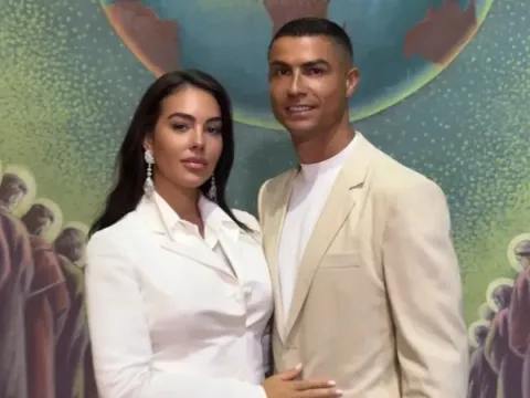 Cristiano Ronaldo dan Georgina Rodriguez (1)