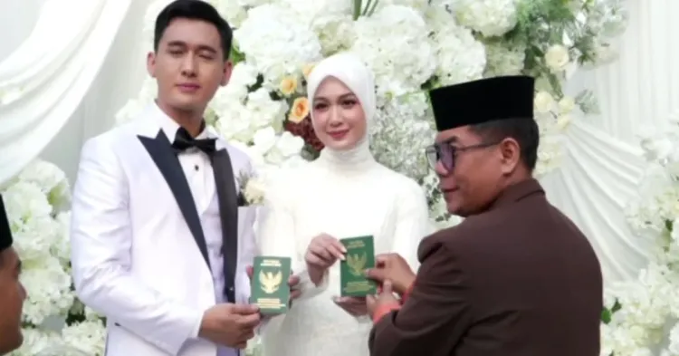 Dea annisa achmad zacky menikah