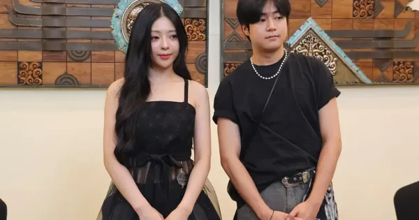 Dua idol Korea Henny dan Gunwoo saat hadir di coaching clinic Born Star Indonesia Dua idol Korea Henny dan Gunwoo saat hadir di coaching clinic Born Star Indonesia