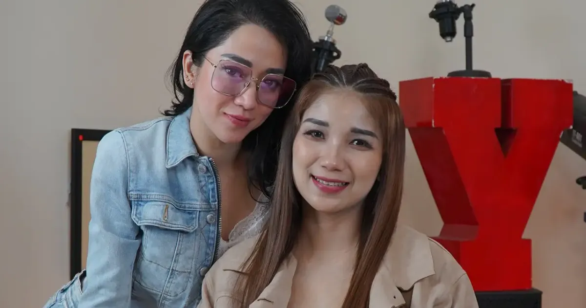 Fangfang bersama Nathania