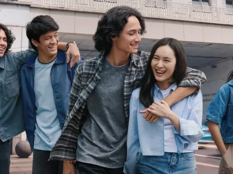 Film Dan Bandung
