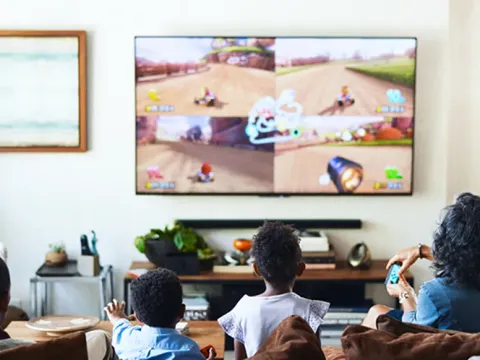 Ilustrasi orang tua bermain game bersama anak
