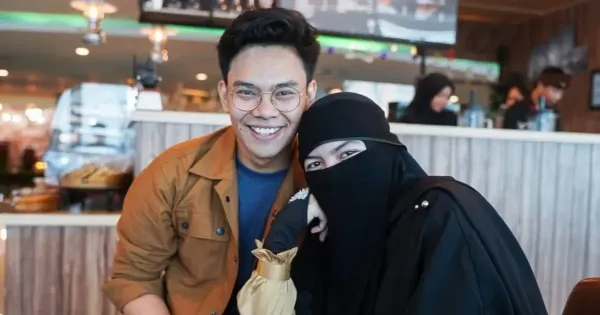 Insanul Fahmi Wardatina Mawa Insanul Fahmi Wardatina Mawa
