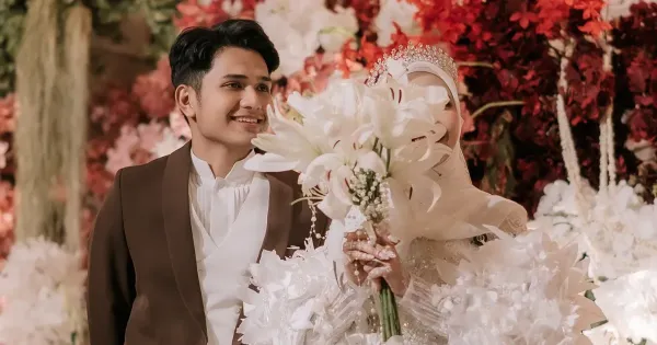 Kadam Sidik dan Istri Kadam Sidik dan Istri