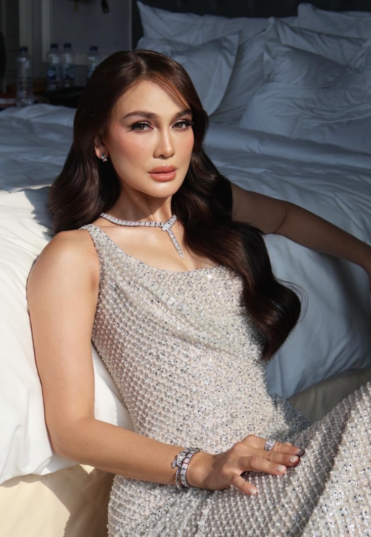 Luna Maya 2025 Potret Luna Maya saat menikah dengan Maxime Bouttier pada 2025. Foto: Dok. Instagram @lunamaya