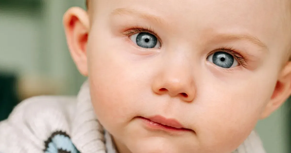 Mata Anak Bayi