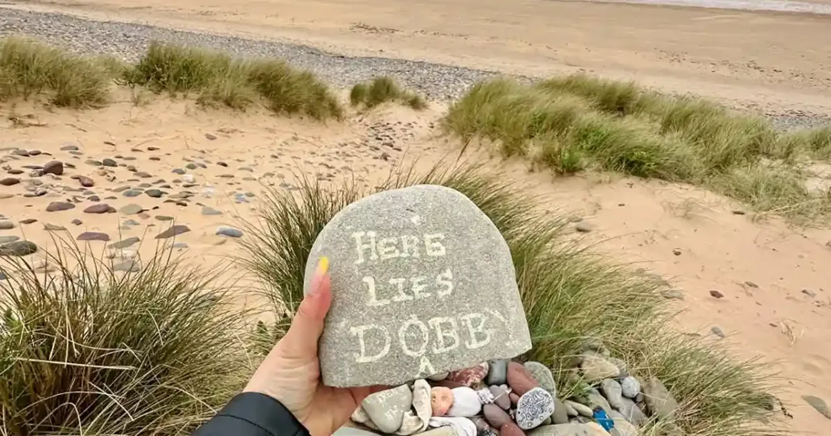 Pantai Freshwater West di Pembrokeshire Wales