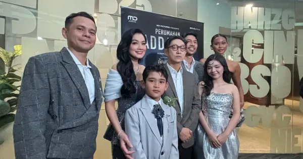 Para cast dan sutradara film Perumahan Laddaland Para cast dan sutradara film Perumahan Laddaland