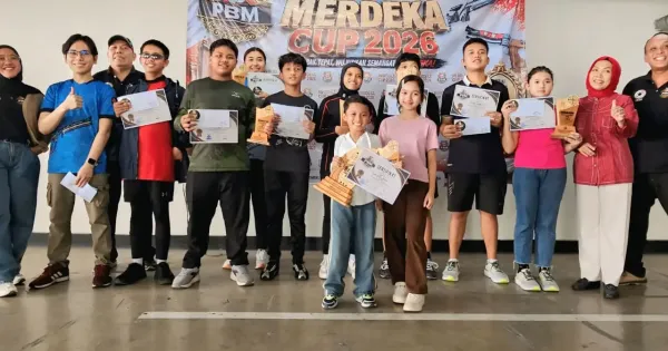 Parama Hansa Abhipraya saat meraih penghargaan menembak Parama Hansa Abhipraya saat meraih penghargaan menembak