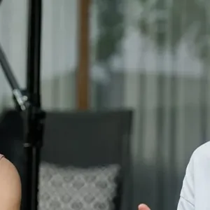 Penampilan Raihaanun dan Nikita Mirzani dalam first look Beautiful Pain
