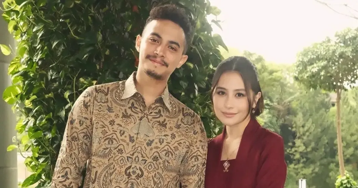 Prilly latuconsina omara esteghlal