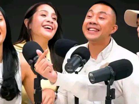 Raditya dika podcast nagita slavina