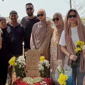 Revalina s temat ayah meninggal