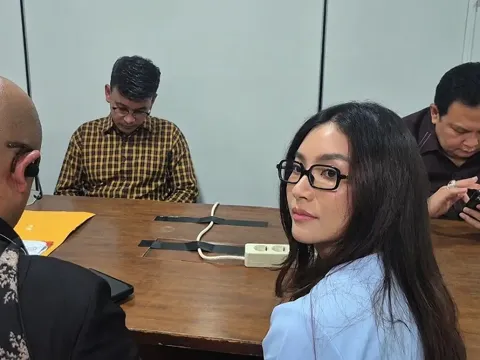 Ruben Onsu dan Sarwendah saat sidang mediasi di PN Jaksel