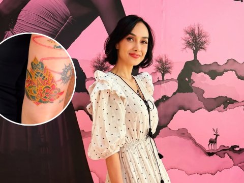 Sara Wijayanto Istri Demian Aditya Tato Rahwana di Lengan