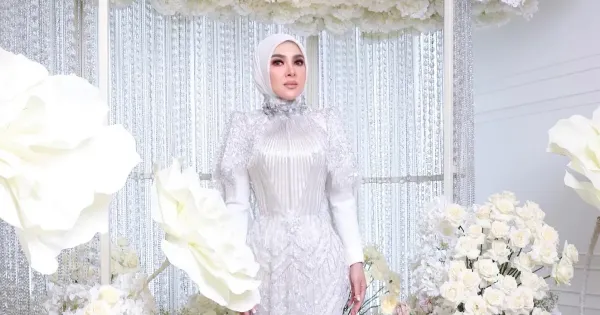 Syahrini comeback