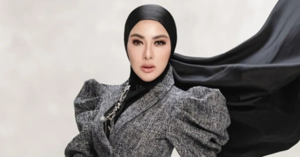 Lirik lagu baru Syahrini, ‘Kau yang Utama’ (Foto: Instagram/princesssyahrini)