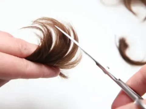 Trimming trim rambut