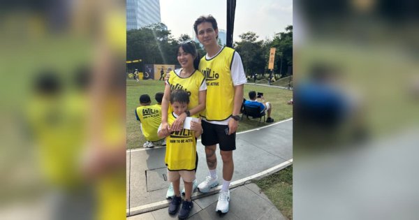 Marcell Darwin dan keluarga Marcell Darwin dan keluarga
