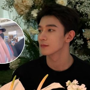 Xia Zhiguang Buang HP Sasaeng ke Tempat Sampah. Foto: Instagram @xiazhiguang_