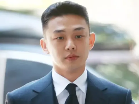 Yoo Ah In