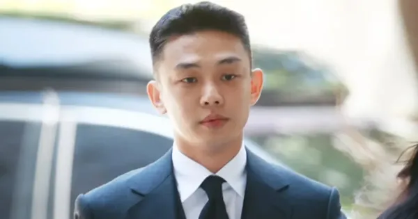 Yoo Ah In
