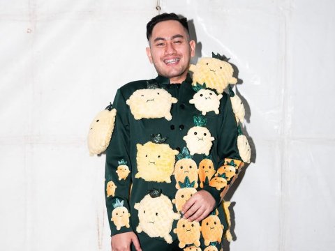 Akibat abu vulkanik King Nassar manggung virtual