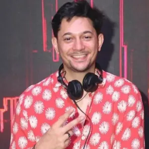 Andrew andika