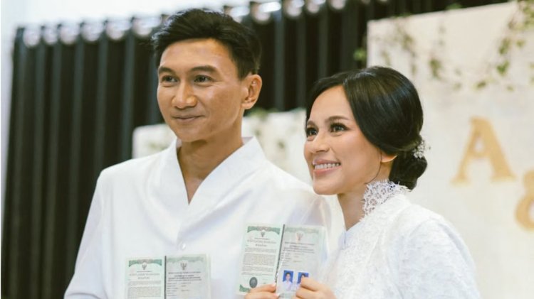 Anji Manji dan Dena Desy