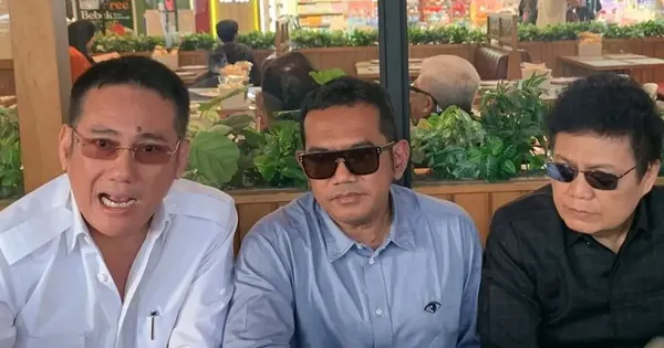 Aristya Agung Setiawan alias Aris didampingi kuasa hukum