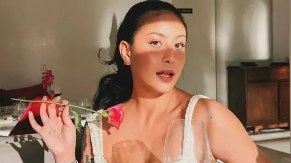 Awkarin karin novilda