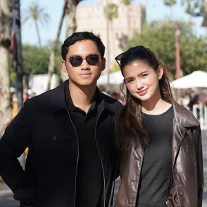 Azriel Hermansyah dan Sarah Menzel