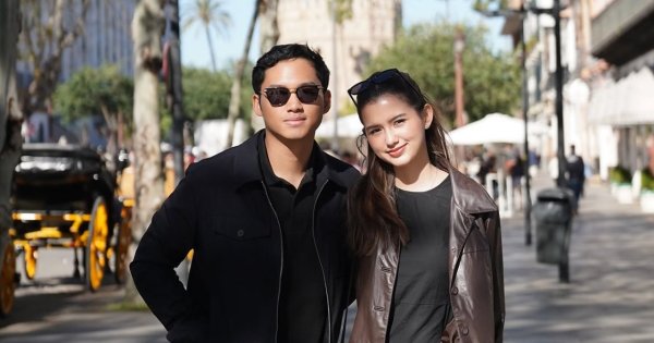 Azriel Hermansyah dan Sarah Menzel Azriel Hermansyah dan Sarah Menzel